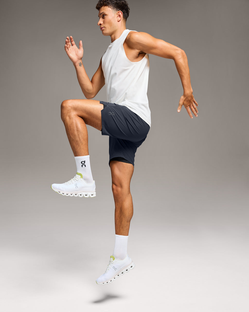 Performance Hybrid Short