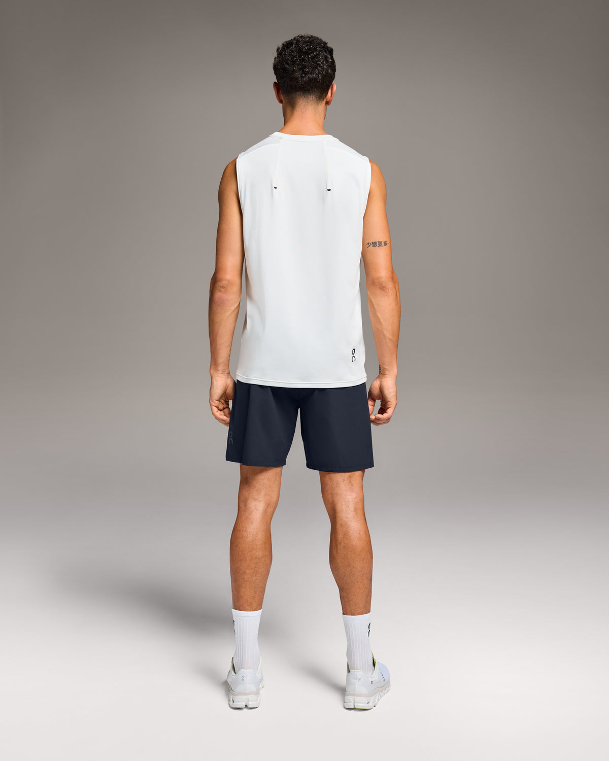 Performance Hybrid Short